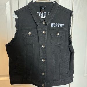 Her Universe Thor Denim Visit